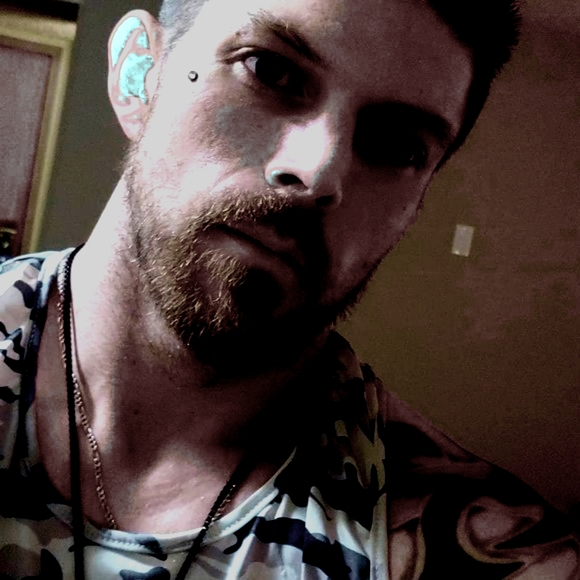 Meet your Posher, Dave - Picture 1 of 1